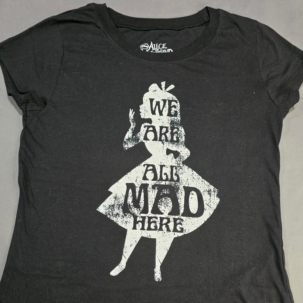 Disney Alice in Wonderland T-shirt XL Black